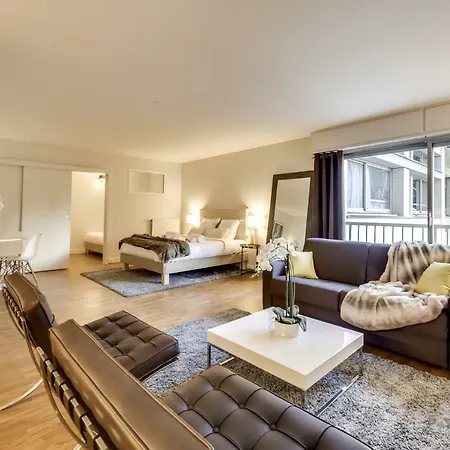 Stylish Loft In Saint-germain Des Pres Paryż
